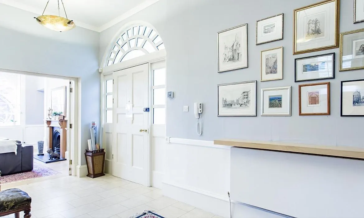 Royal Mile Apartments Edinburgh