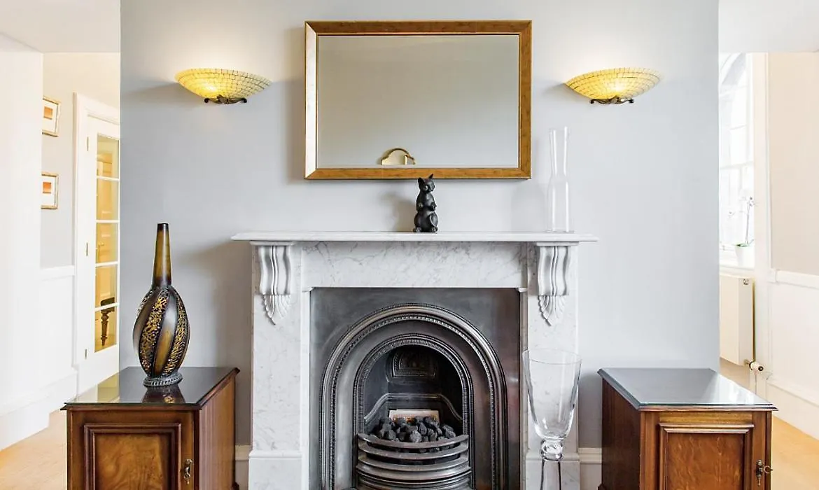 Royal Mile Apartments Edinburgh