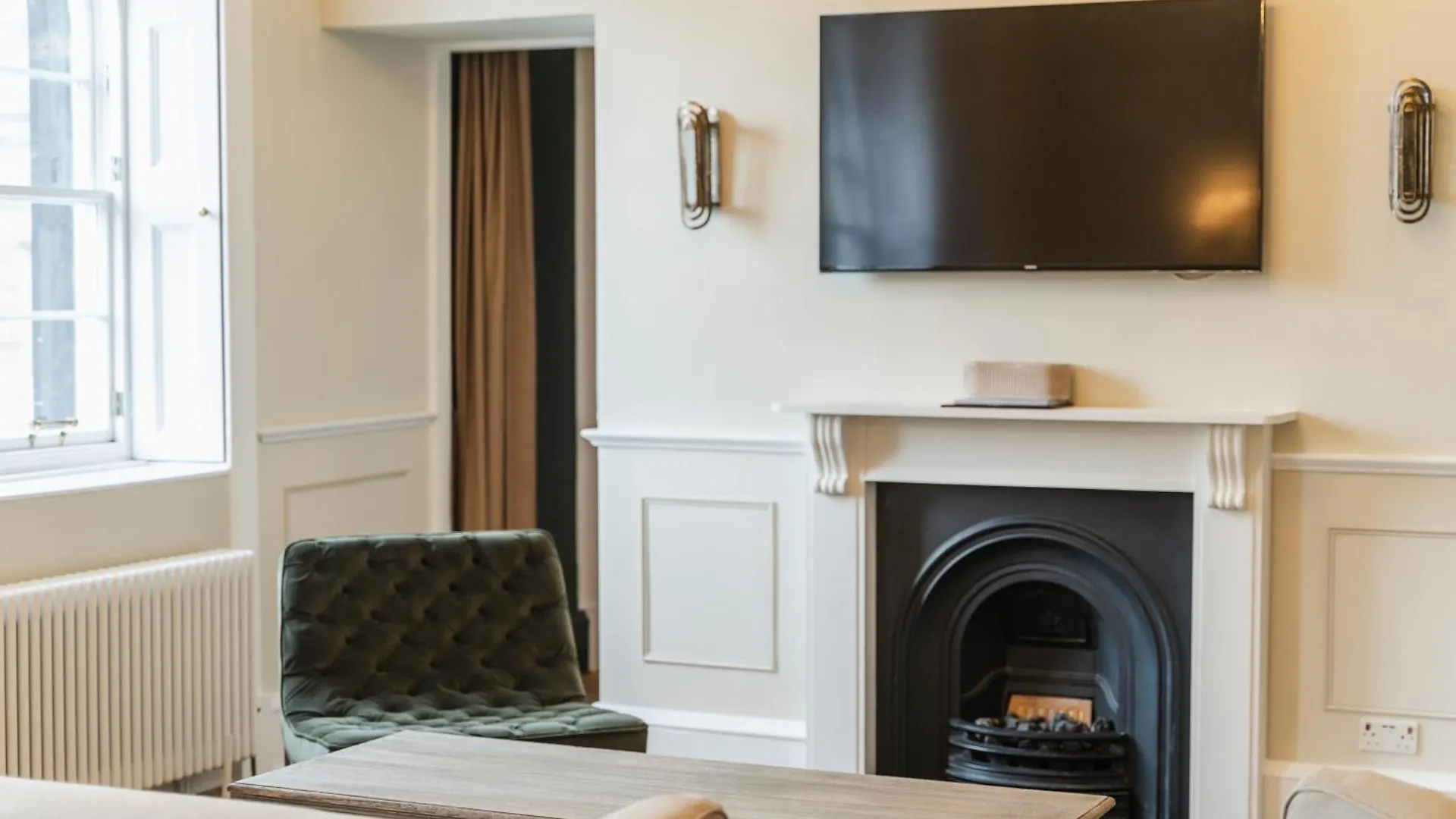 Royal Mile Apartments Edinburgh